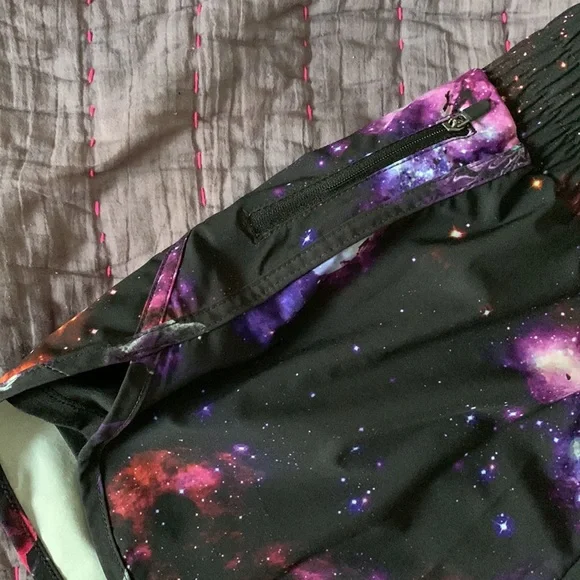 3for30!! ✨ AVIA Athletic Shorts in Cosmos Pattern 🚀 - Picture 2 of 5